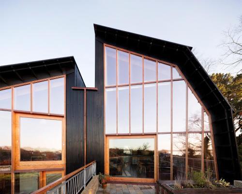 The Houseboat
