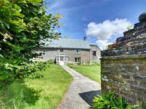Well Farmhouse