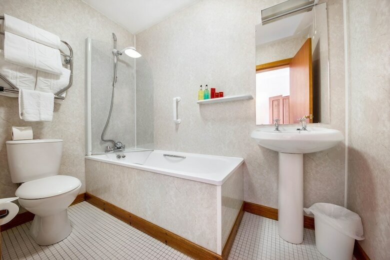 Muthu Alexandra Hotel
