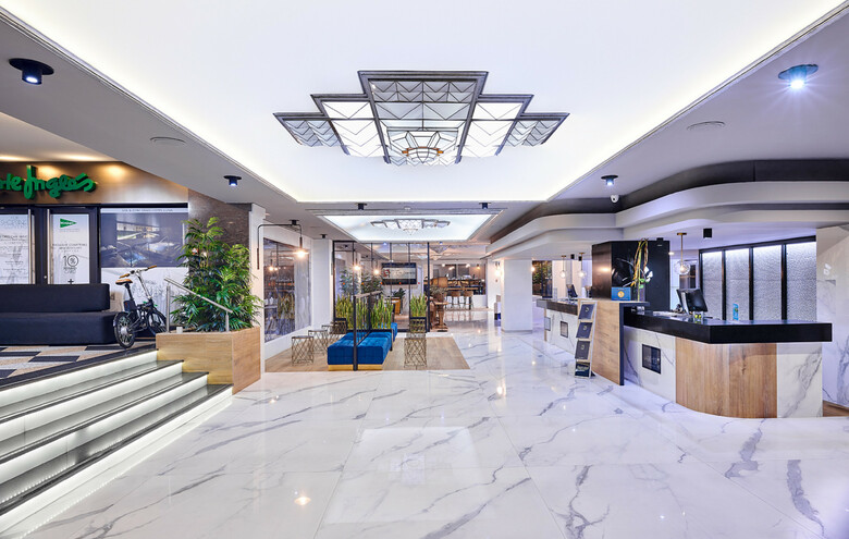 Gran Hotel Luna De Granada