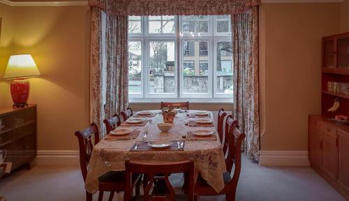 Hostal Sandfield Guest House