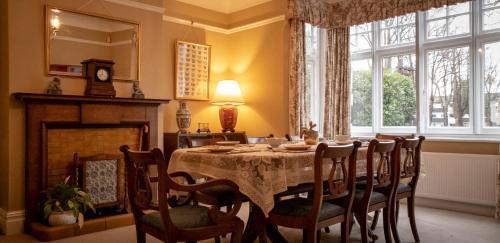 Hostal Sandfield Guest House