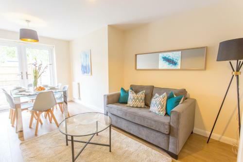 Razia Apartments