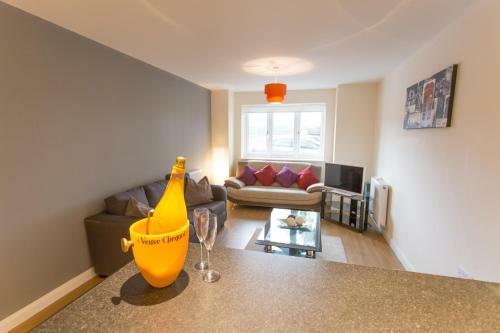 Razia Apartments