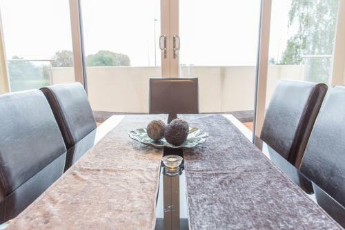 Razia Apartments