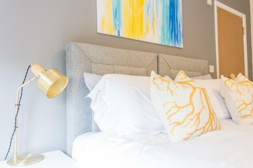 Razia Apartments