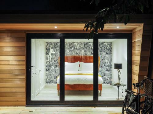 Luxe Modern Townhouse