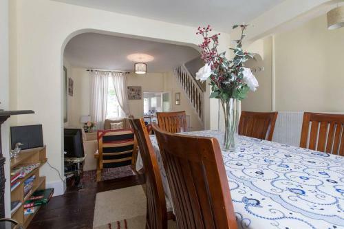 Cosy Family Home In Oxford