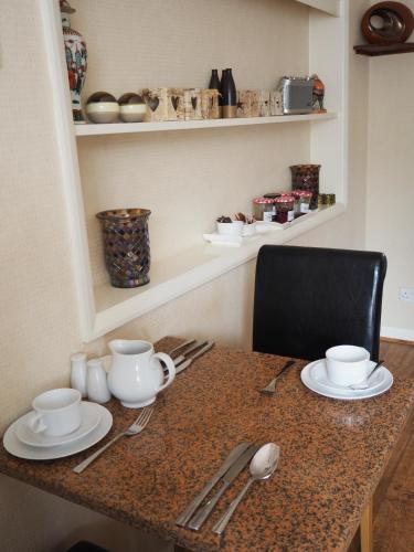 Hostal High Hedges Guest House