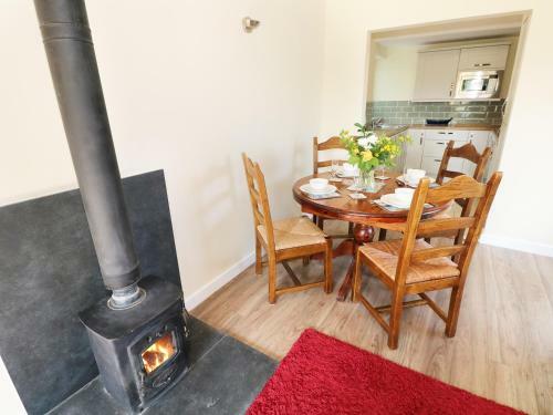 Ty'r Ardd, Carmarthen