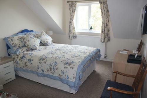 Bed & Breakfast Summat Else B & B