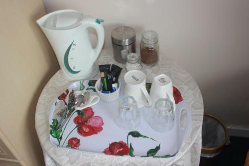 Bed & Breakfast Summat Else B & B