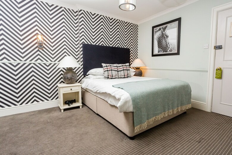 Hotel The White Hart Newmarket By Marston's Inns