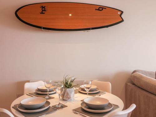 No.5, Newquay