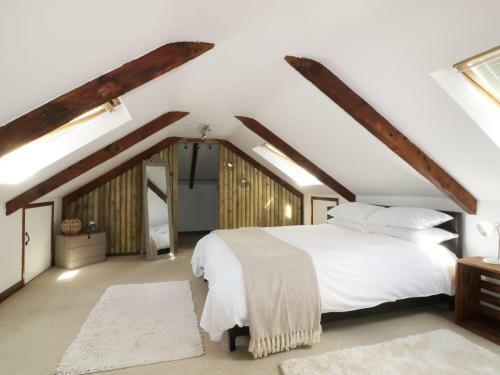 Shenstone, Newquay