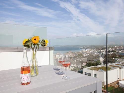 Number 5, Newquay
