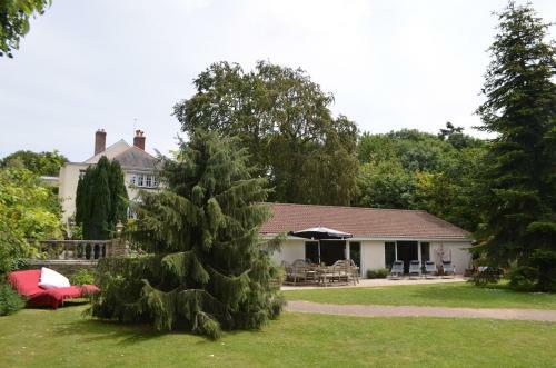 Villa Western House