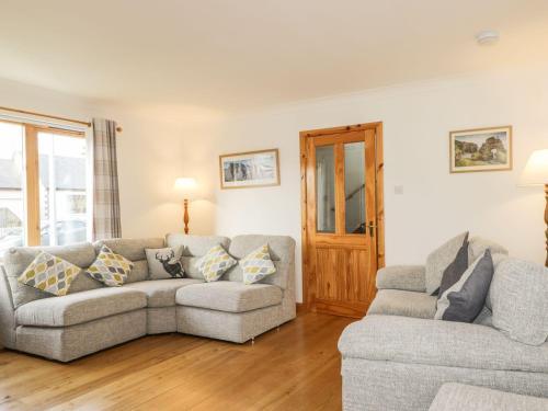 12 Loch Na Leoba Road, Newtonmore