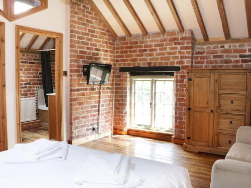 Garden Cottage, Newtown