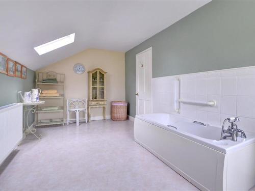 Holiday Home Coedpoeth