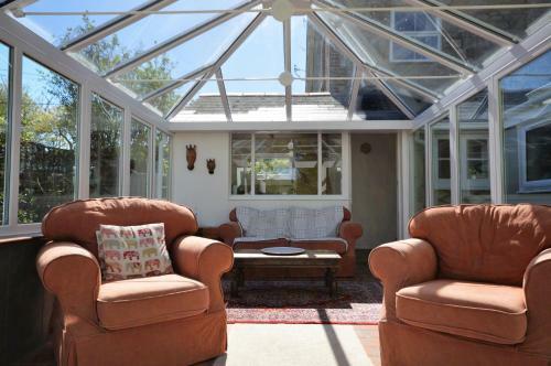 2 Farm Cottages