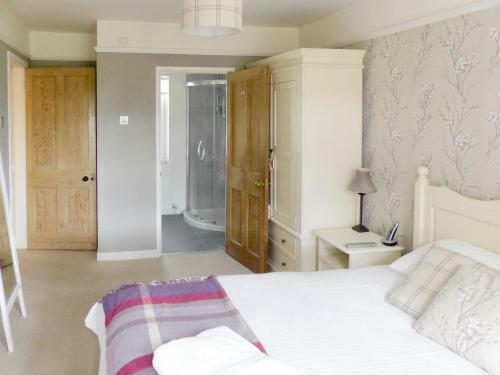 Eastnor Villa