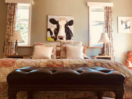 Bed & Breakfast Tresillian House