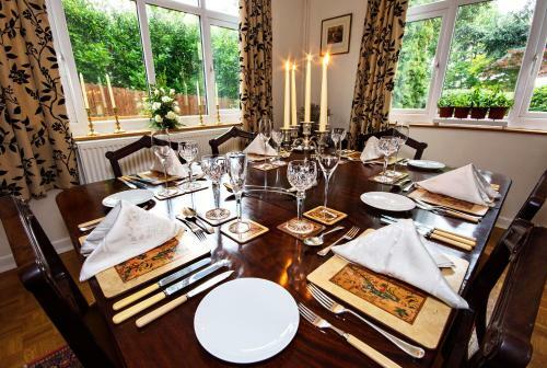 Bed & Breakfast Tresillian House