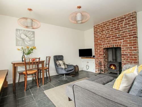 Backlet Cottage
