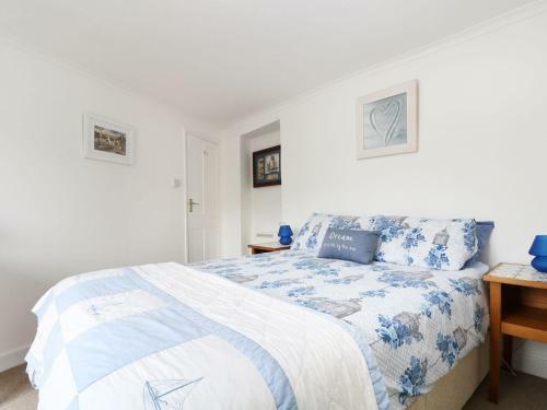 4 Elm Terrace