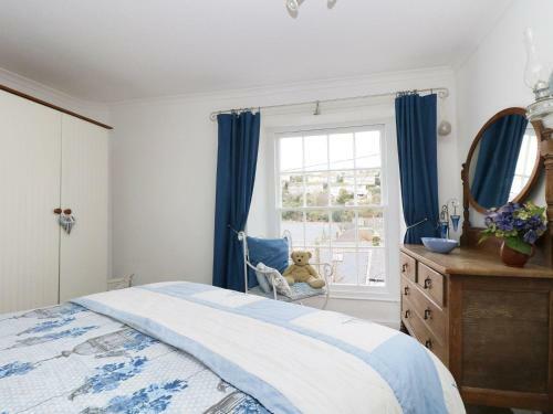 4 Elm Terrace
