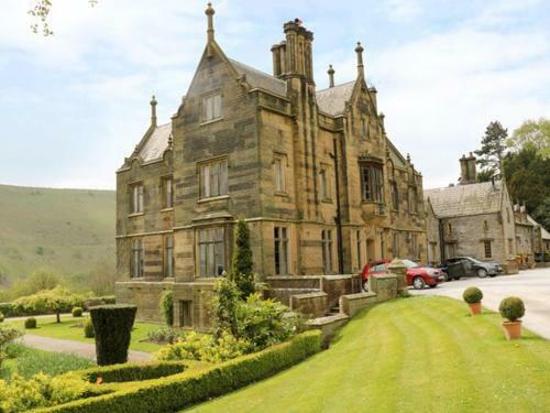 Lower Lodge, Buxton