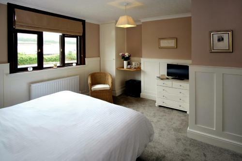 Bed & Breakfast Exmoor House