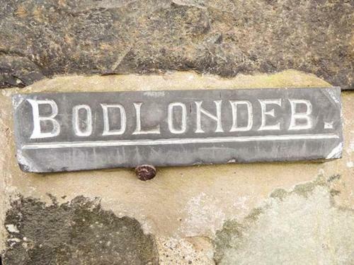 Bodlondeb, Llwyngwril