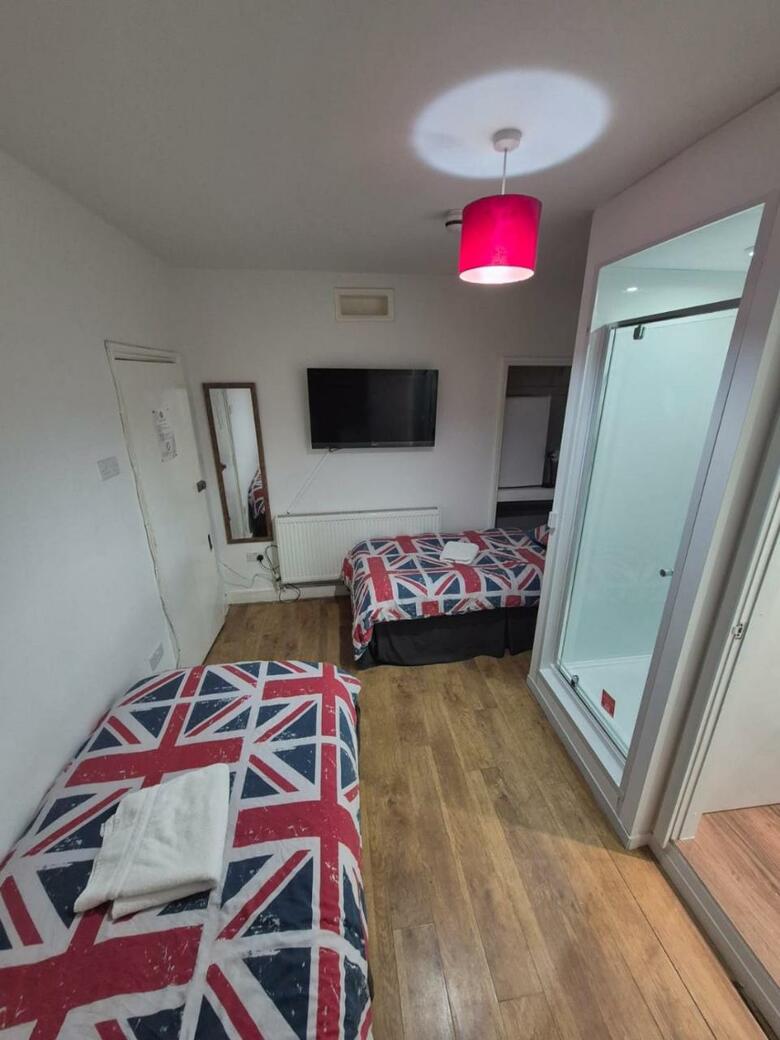 Albergue Saint James Backpackers