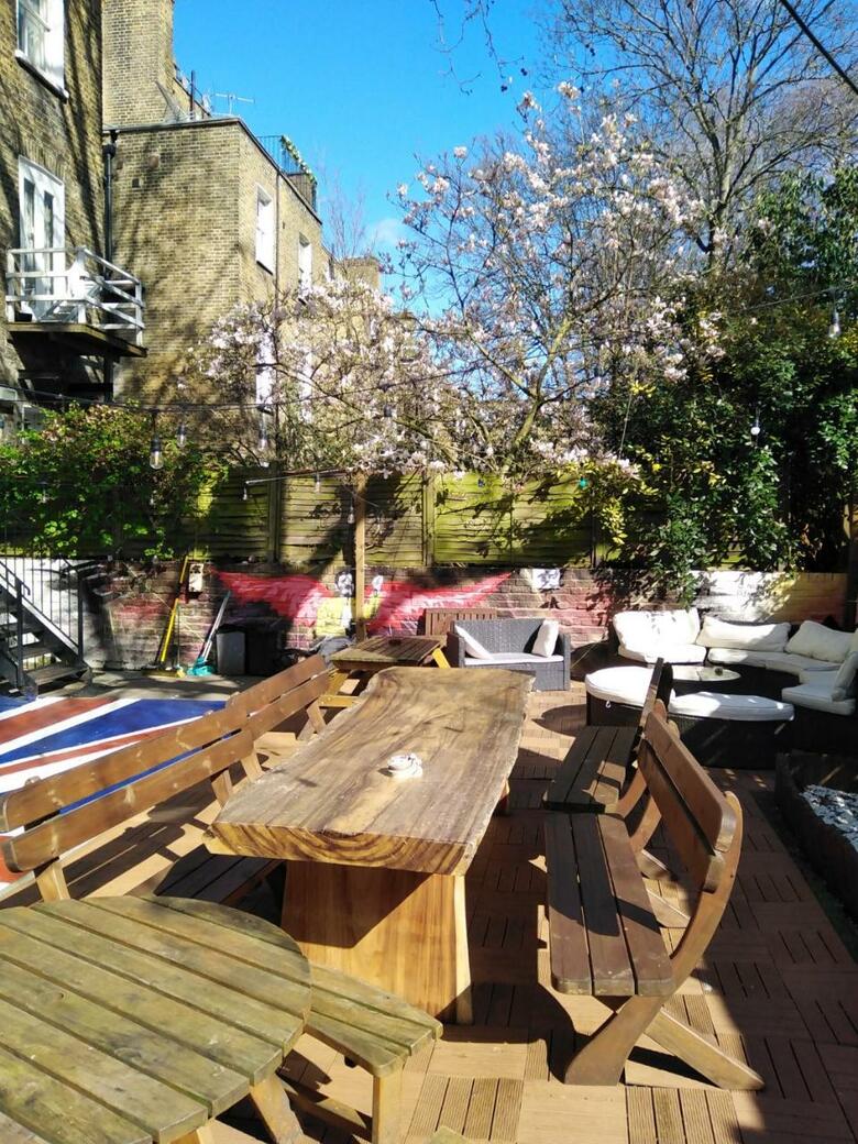 Albergue Saint James Backpackers