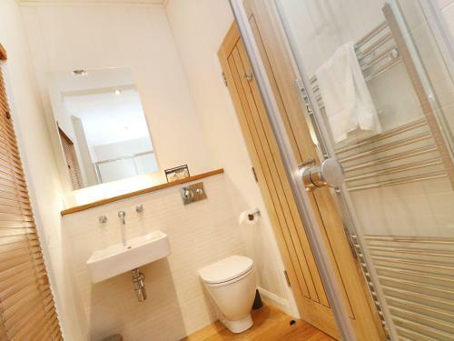 2 Stonerush Valley, Looe