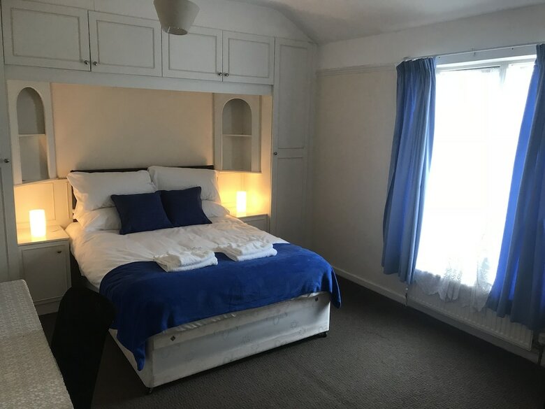 Hostal Tavistock House
