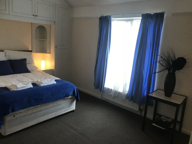 Hostal Tavistock House