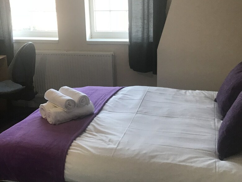 Hostal Tavistock House