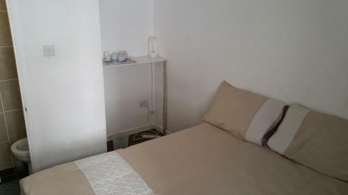 Hostal 140 Midland Road