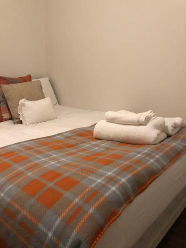 Russell Street Apartment