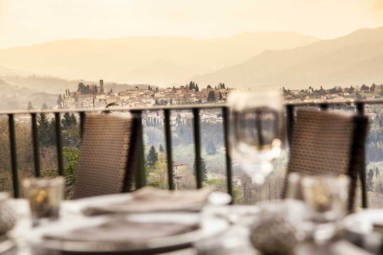 Hotel Renaissance Tuscany Il Ciocco Resort & Spa