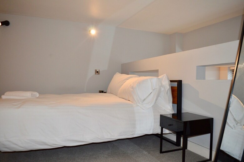 Modern 1 Bedroom Apartment In Manchester City Centre