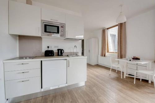 Apartamento Beautiful Studio With City Views, In Liverpool!