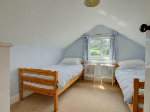 Holiday Home Dolywern