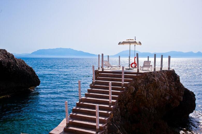 Hotel Perla Del Golfo