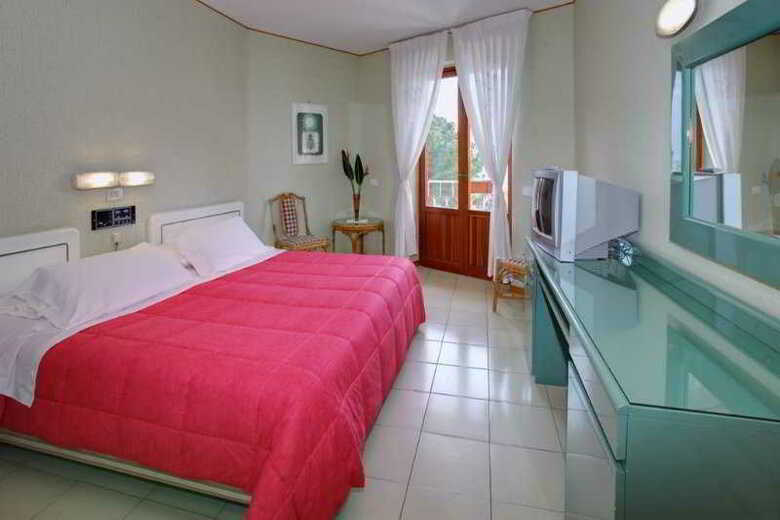 Hotel Perla Del Golfo