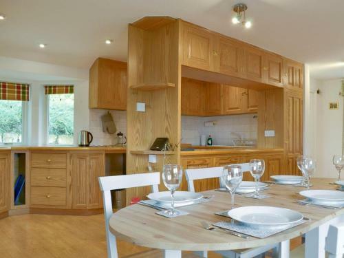 Leyfield Coach House