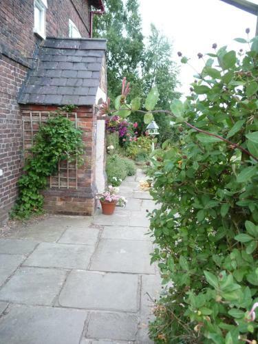 Birtles Farm Bed And Breakfast